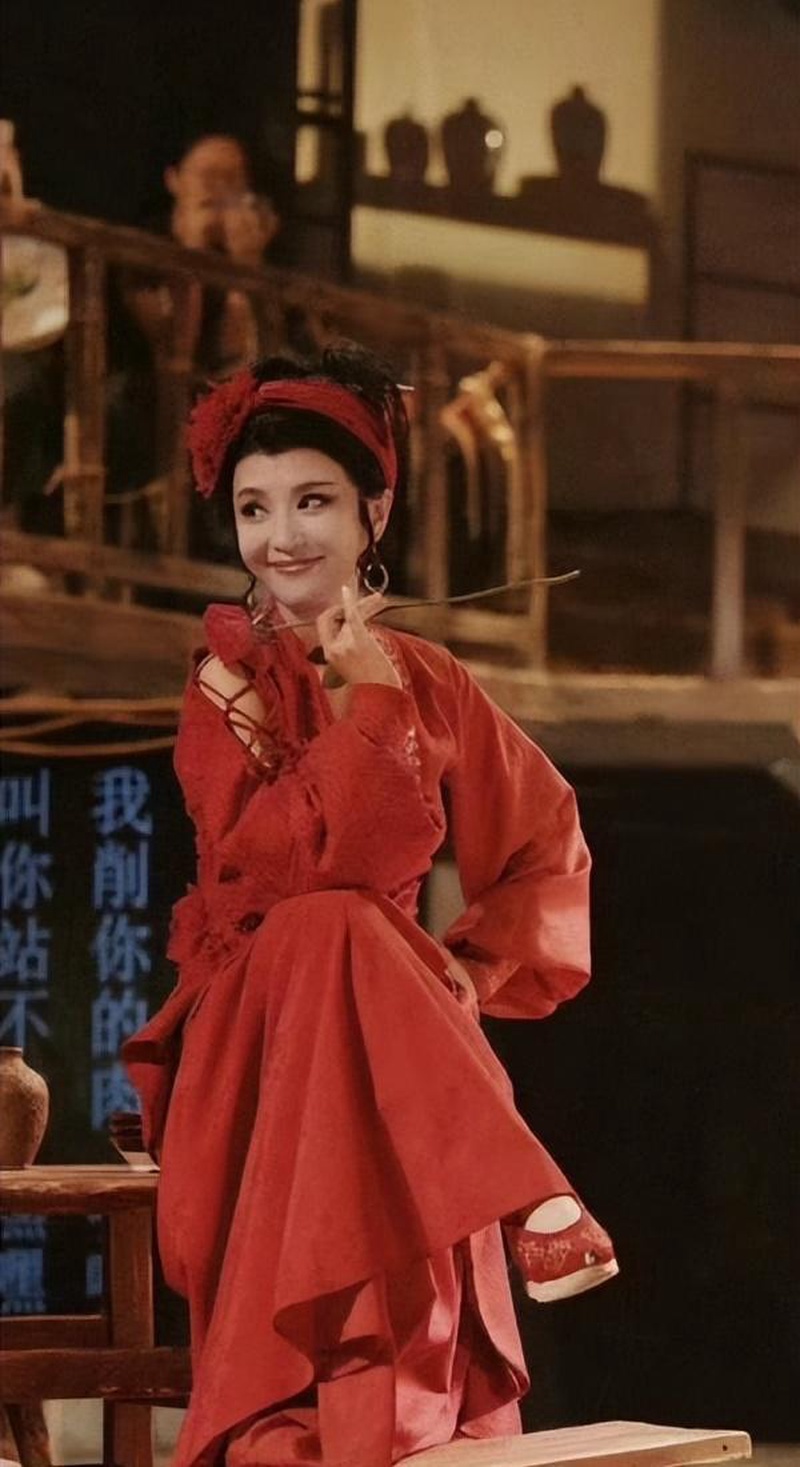 陈丽君